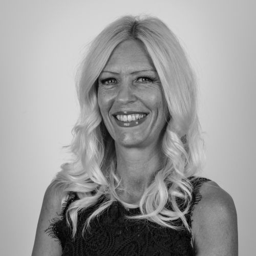 All Remove Jeanett Arcuri